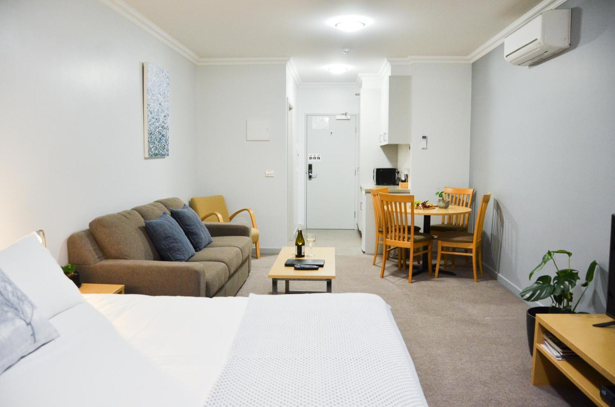 Mansfield Apartments Экстерьер фото