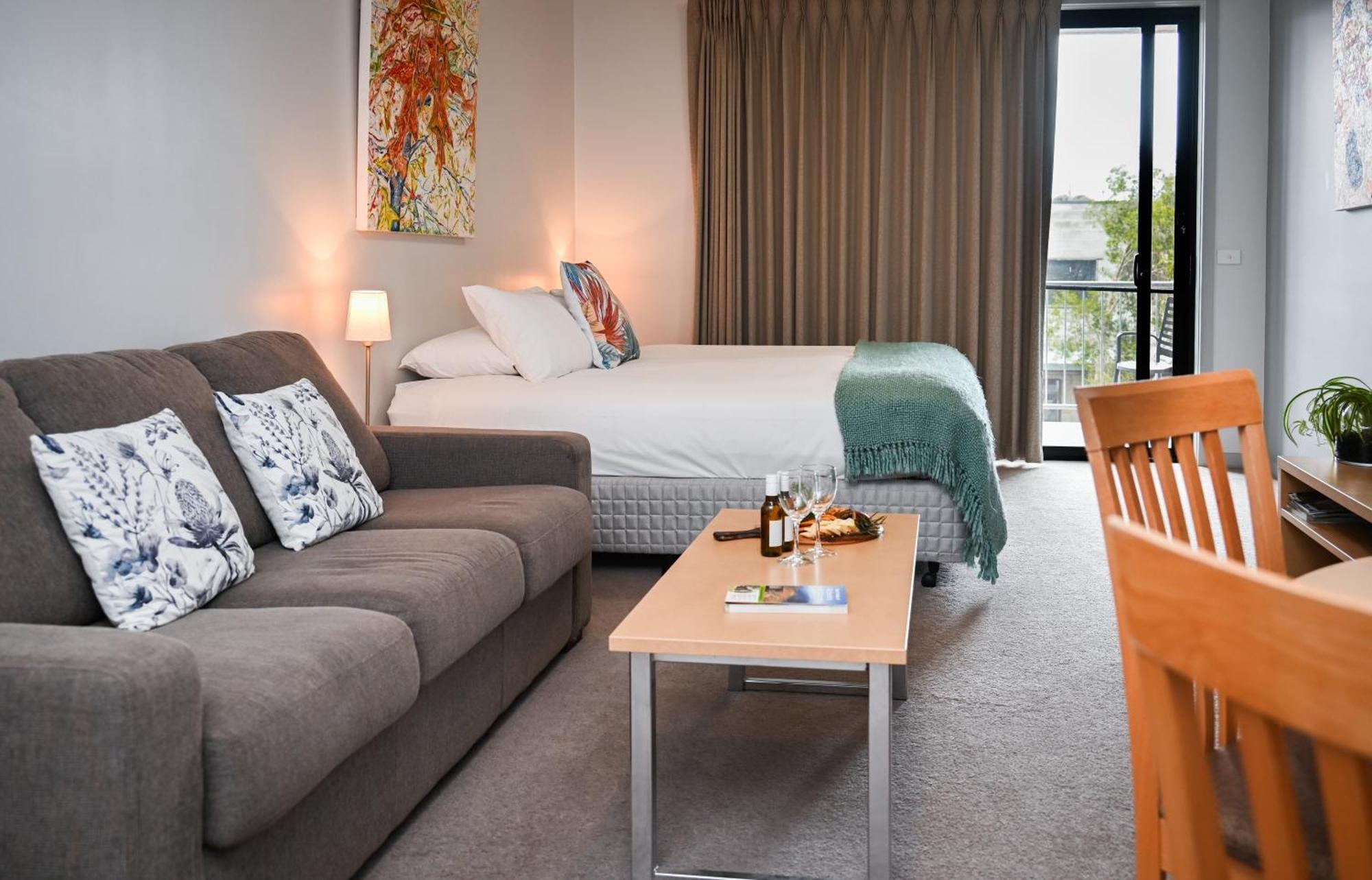 Mansfield Apartments Экстерьер фото